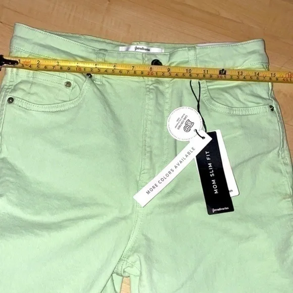 Spring forward with Stradivarius ASOS mint green salad 🥗 color mom jeans NWT - Picture 9 of 10
